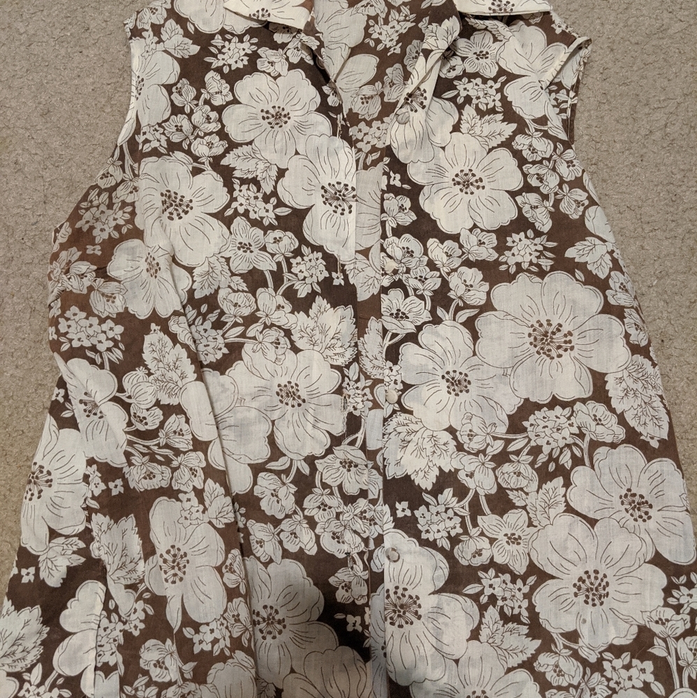 Vintage sleeveless button down shirt